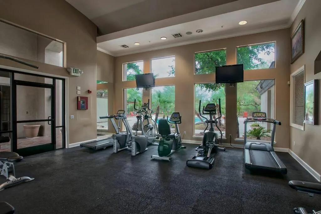 Apartment Modern 3-Br Condo Near West Gate Scottsdale